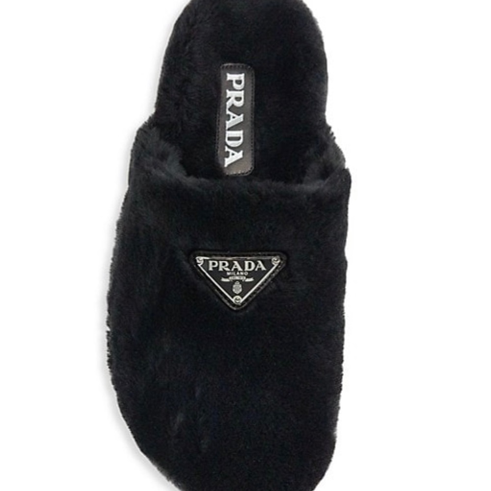 BRAND NEW IN BOX PRADA SHEARLING SLIPPERS BLACK